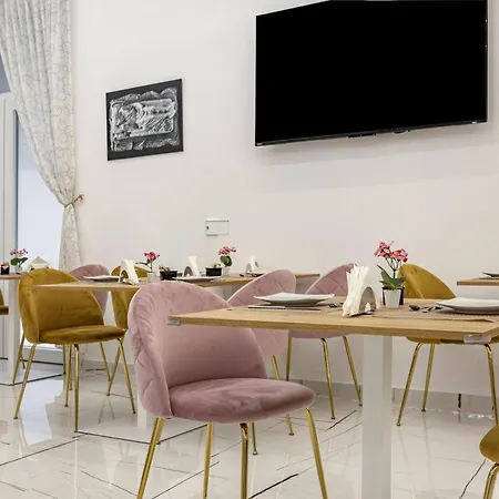 Lägenhetshotell Hotiday Collection - Duomo 3*